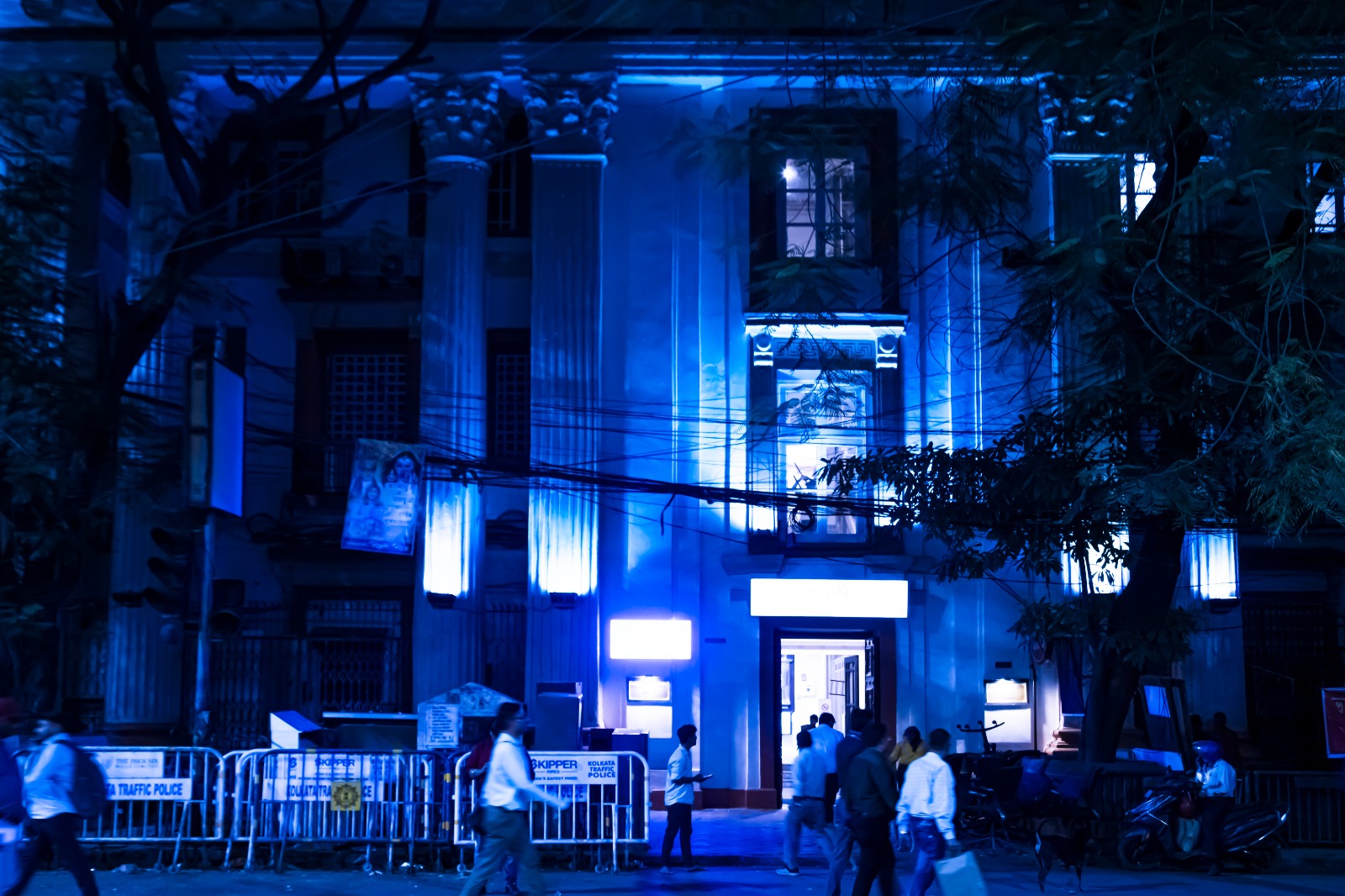 এ বছর ভারতের ইউনিসেফ ‘মাই ডে. মাই রাইটস’—যেখানে শিশুদের নিজেদের অধিকারকে কেন্দ্র করে কথা বলা হয়েছে—এবং ‘দ্য চাইল্ড ইন মি. মাই প্রমিস টু চিলড্রেন’—যেখানে প্রাপ্তবয়স্কদের শিশুদের প্রতি প্রতিশ্রুতির উল্লেখ রয়েছে—এই দুই বিষয়কে সামনে রেখে বিশ্ব শিশু দিবস উদ্‌যাপন করছে। ইউনিসেফ আজ এক বিবৃতিতে জানিয়েছে যে এই প্রচারের লক্ষ্য হল প্রাপ্তবয়স্কদের নিজেদের শৈশবের অভিজ্ঞতার সঙ্গে পুনরায় যুক্ত করা এবং বর্তমানের শিশুদের প্রতি সমর্থন প্রতিশ্রুতিবদ্ধ করা।
